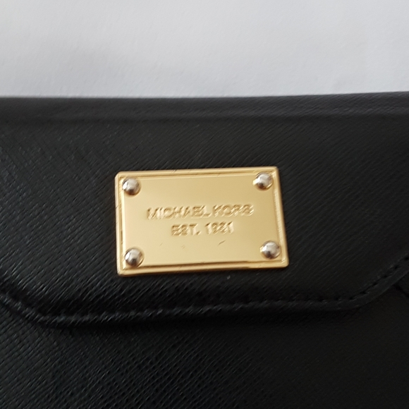 Michael Kors phone case and wallet for iPhone 5 - Picture 4 of 4